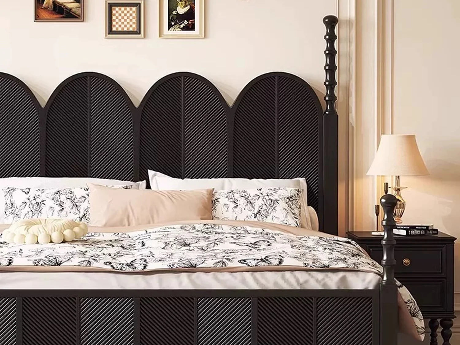 Hercules Solid Wood Antique Poster Bed in Black | Premium Bed - Luxe Maple