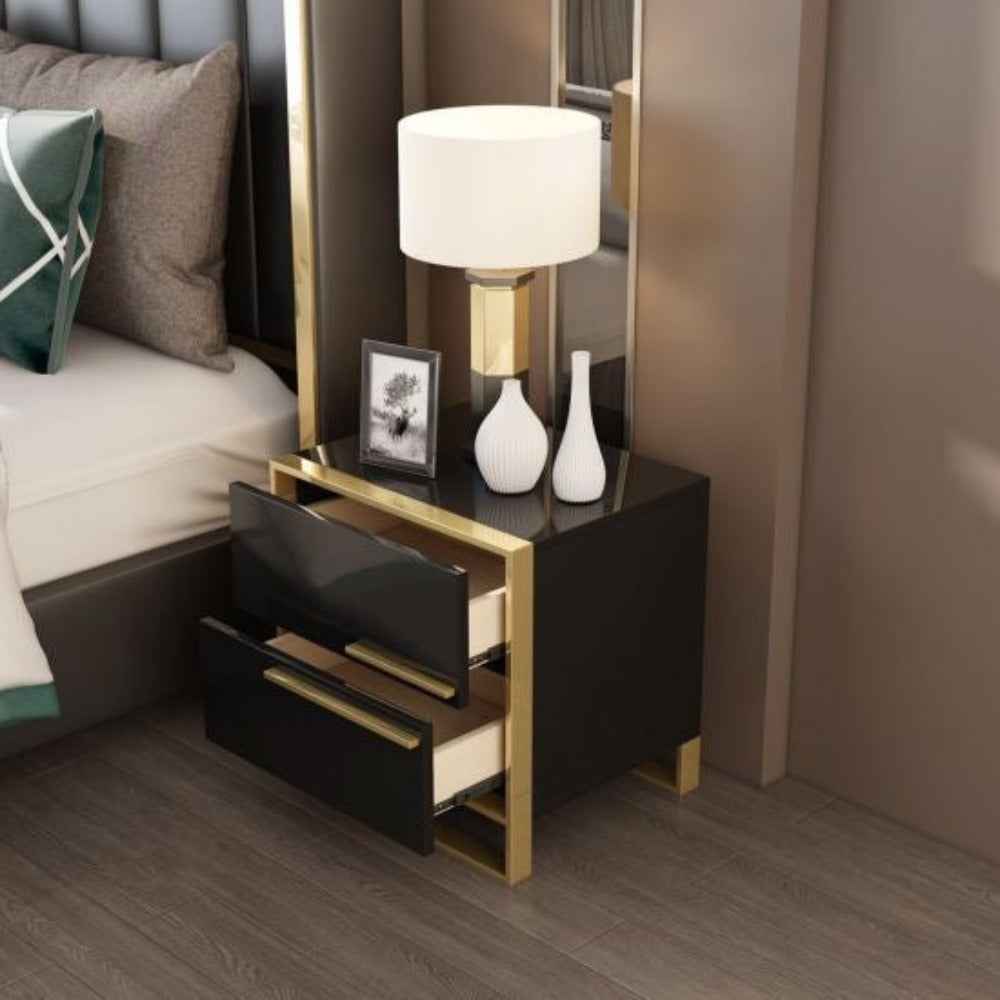 Stylo Side Table in PU Paint